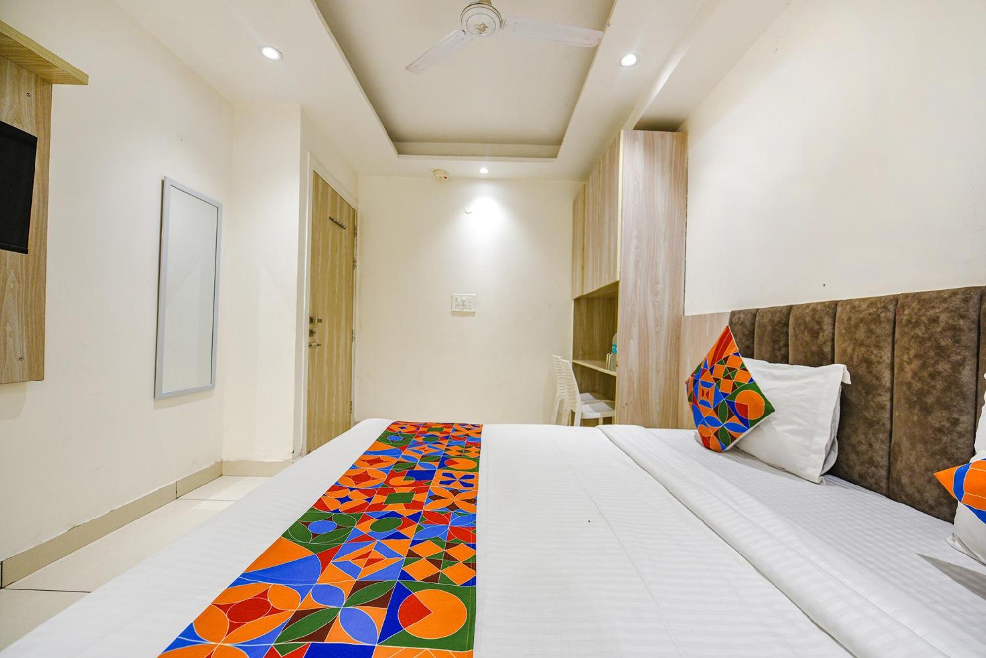 Fabhotel Luxury Inn Near Adarsh Nagar Metro Delhi  Luaran gambar