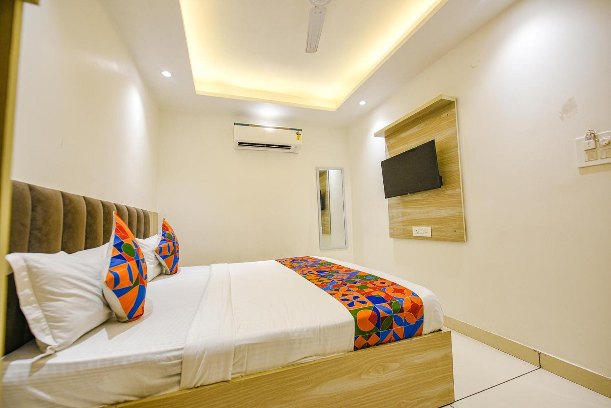 Fabhotel Luxury Inn Near Adarsh Nagar Metro Delhi  Luaran gambar